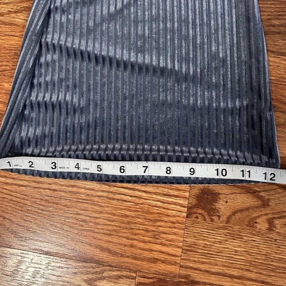 🆕 High Waist Flare Leg Pants Size XS - Picture 6 of 8